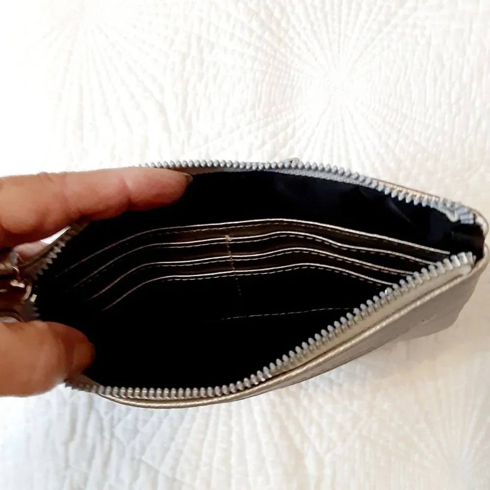 Safe Keeper Silver RFID Wristlet Women's Evening Clutch Bag Pleated w Big Bow
